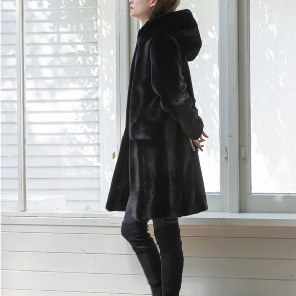 Molliolli - Bonnie Fur Hood Coat - Picture 1 of 11